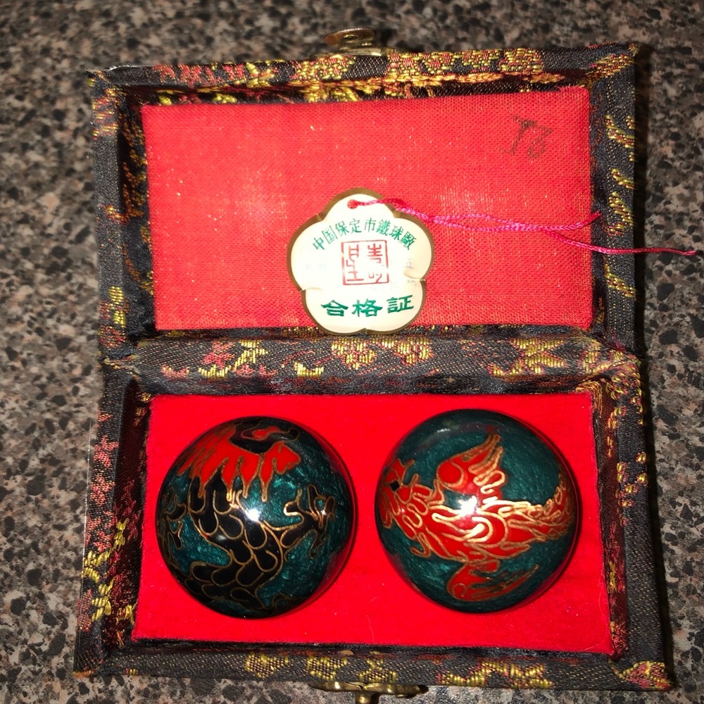 Chinese relaxation balls